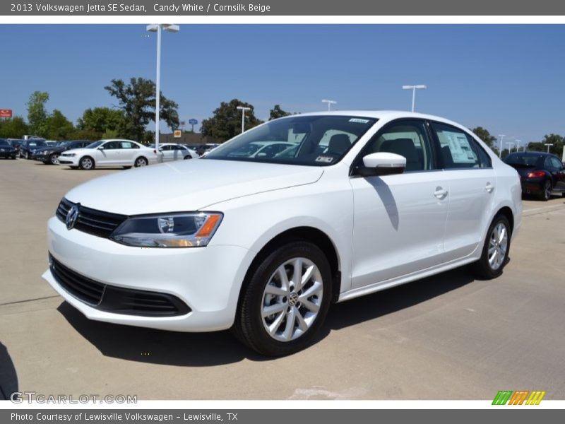 Candy White / Cornsilk Beige 2013 Volkswagen Jetta SE Sedan
