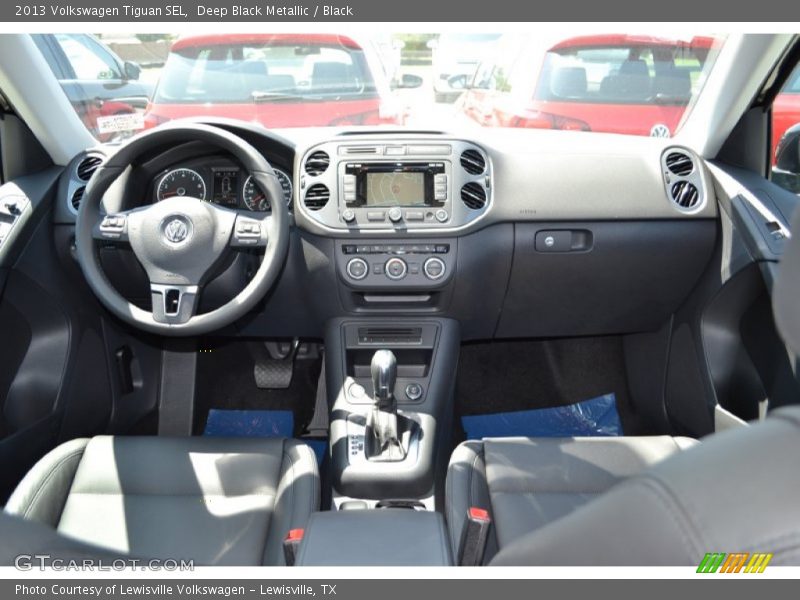 Deep Black Metallic / Black 2013 Volkswagen Tiguan SEL