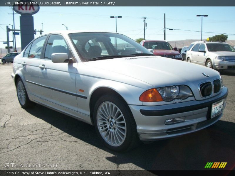 Titanium Silver Metallic / Grey 2001 BMW 3 Series 330xi Sedan