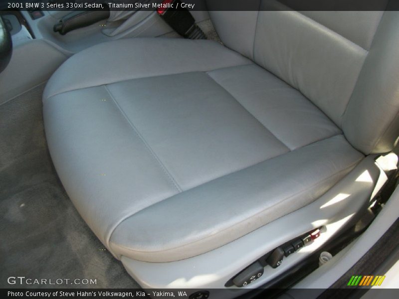 Titanium Silver Metallic / Grey 2001 BMW 3 Series 330xi Sedan