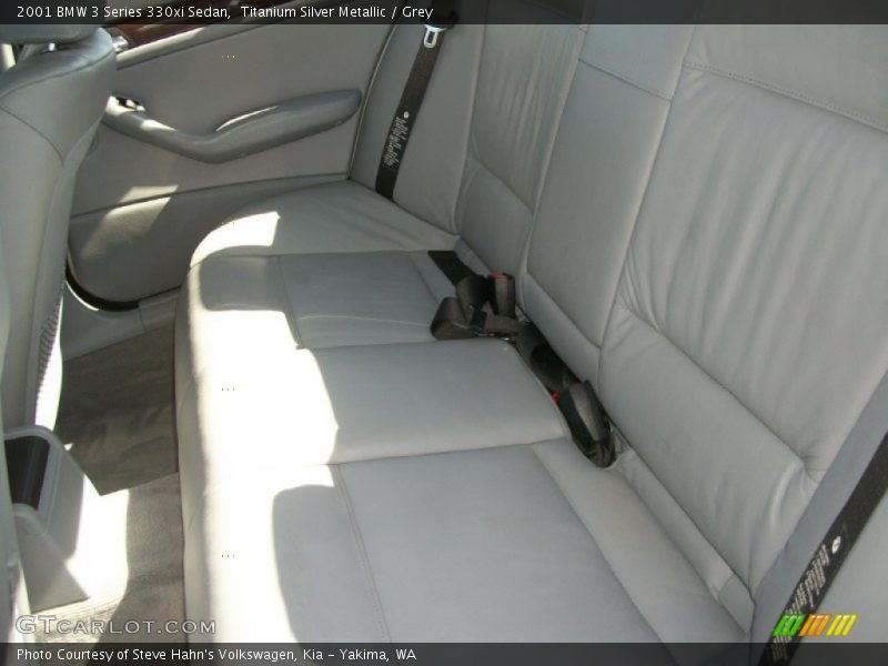 Titanium Silver Metallic / Grey 2001 BMW 3 Series 330xi Sedan