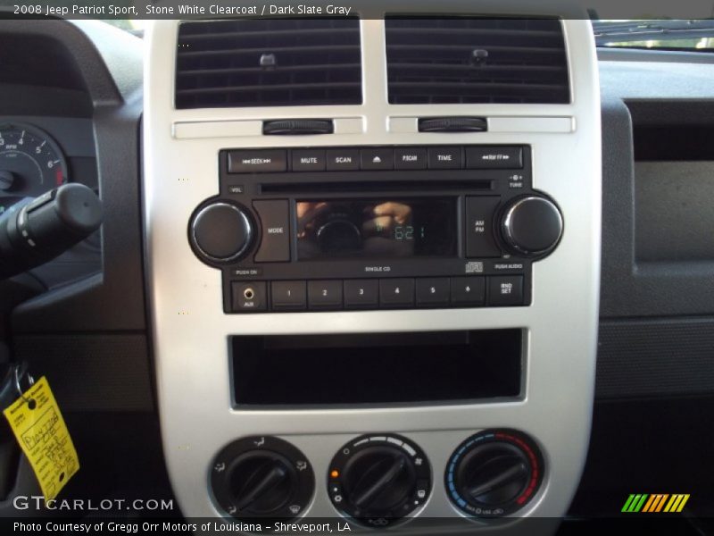 Stone White Clearcoat / Dark Slate Gray 2008 Jeep Patriot Sport