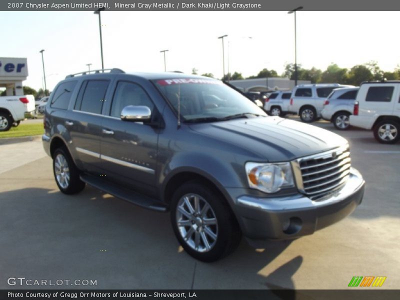 Mineral Gray Metallic / Dark Khaki/Light Graystone 2007 Chrysler Aspen Limited HEMI