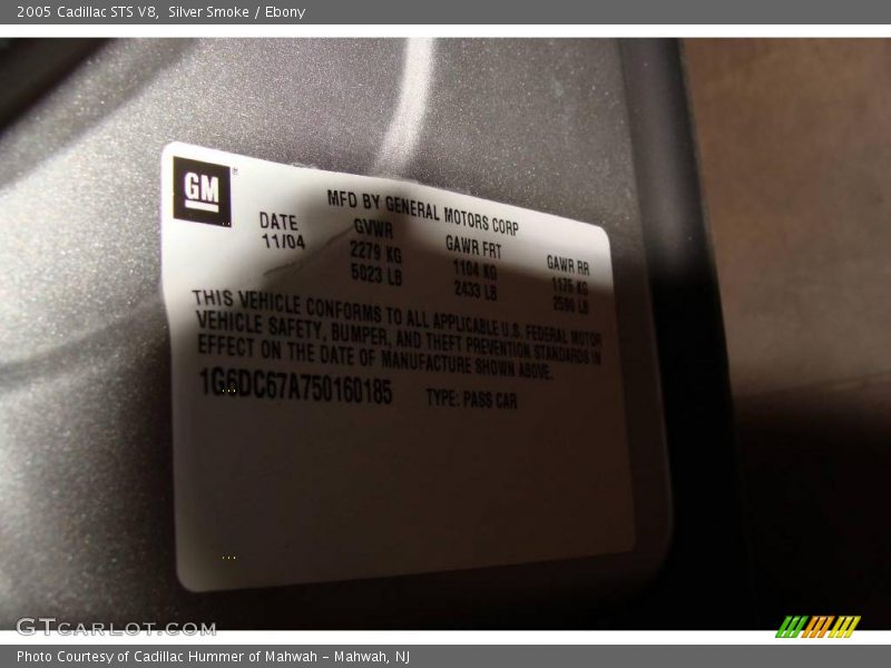 Silver Smoke / Ebony 2005 Cadillac STS V8