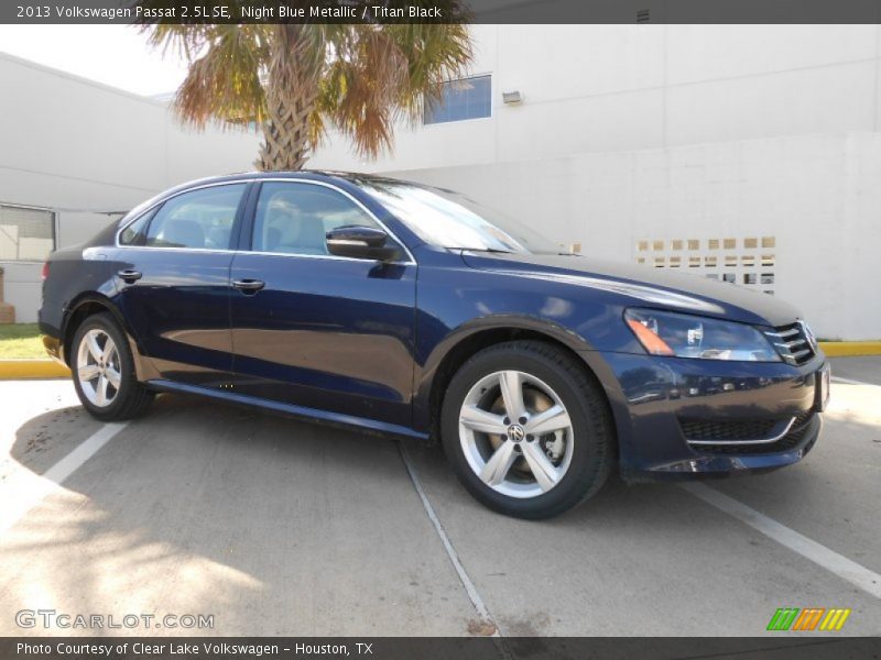 Night Blue Metallic / Titan Black 2013 Volkswagen Passat 2.5L SE