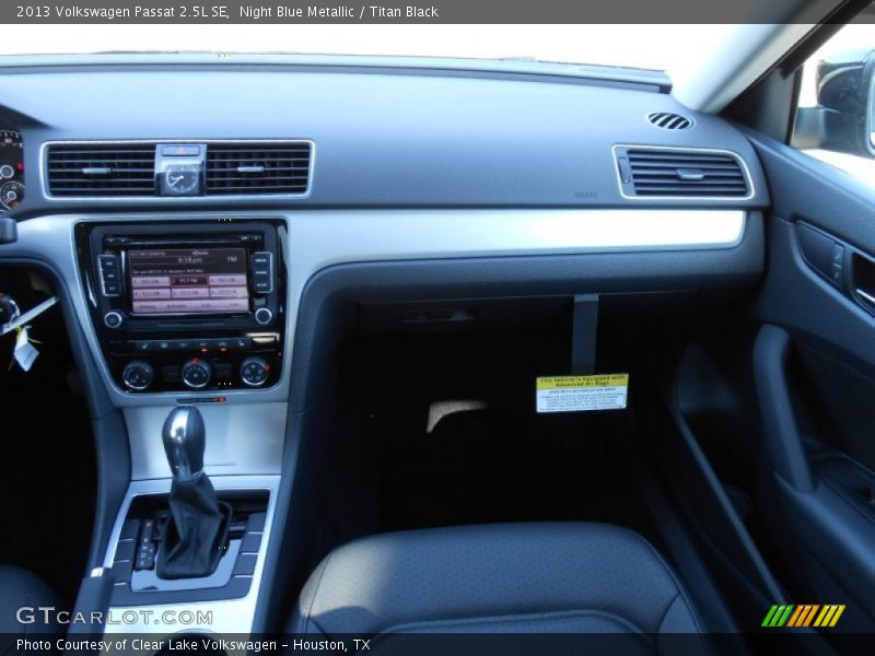 Night Blue Metallic / Titan Black 2013 Volkswagen Passat 2.5L SE