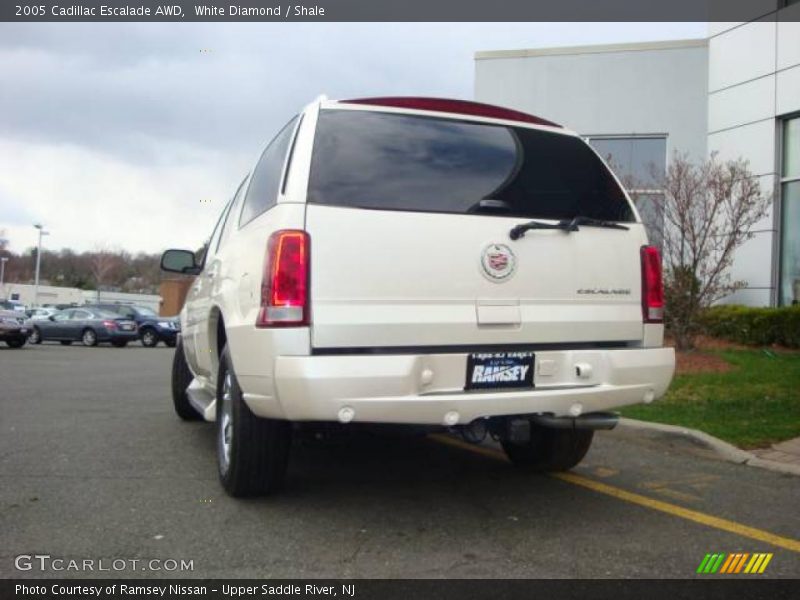 White Diamond / Shale 2005 Cadillac Escalade AWD