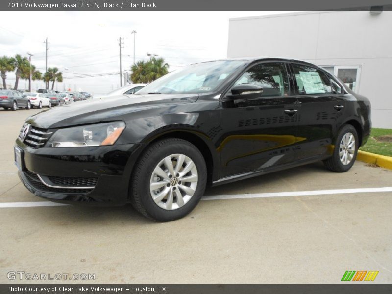 Black / Titan Black 2013 Volkswagen Passat 2.5L S