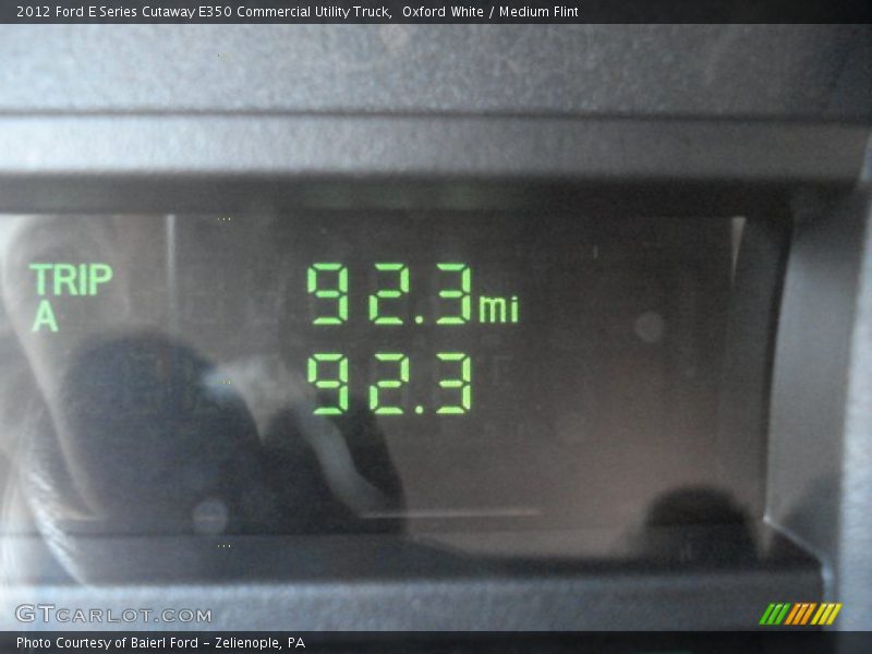 Oxford White / Medium Flint 2012 Ford E Series Cutaway E350 Commercial Utility Truck