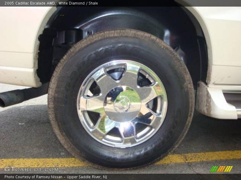 White Diamond / Shale 2005 Cadillac Escalade AWD