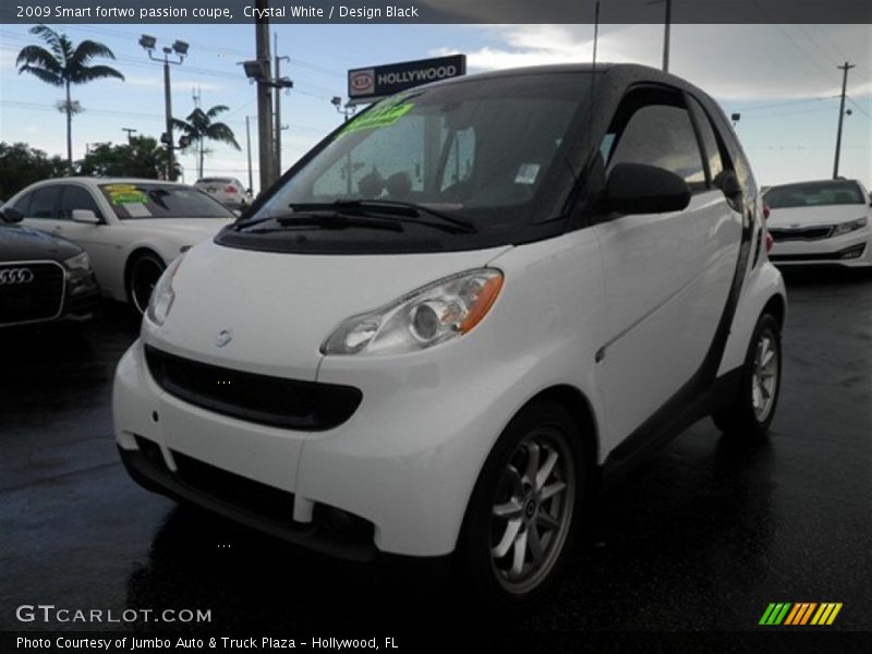 Crystal White / Design Black 2009 Smart fortwo passion coupe