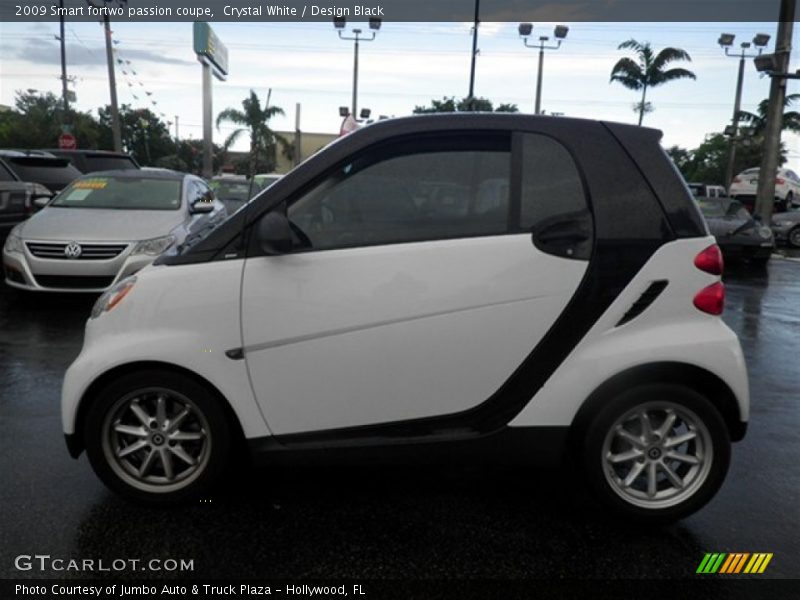 Crystal White / Design Black 2009 Smart fortwo passion coupe