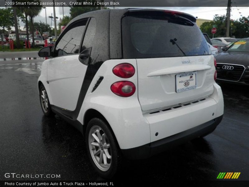 Crystal White / Design Black 2009 Smart fortwo passion coupe