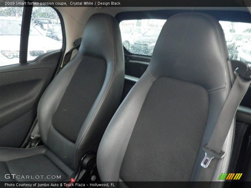 Crystal White / Design Black 2009 Smart fortwo passion coupe
