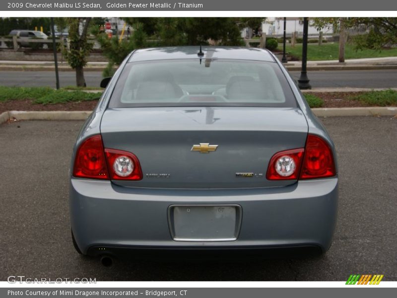 Golden Pewter Metallic / Titanium 2009 Chevrolet Malibu LS Sedan