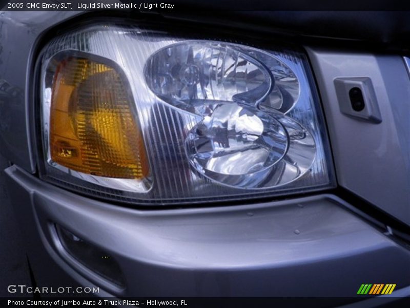 Liquid Silver Metallic / Light Gray 2005 GMC Envoy SLT