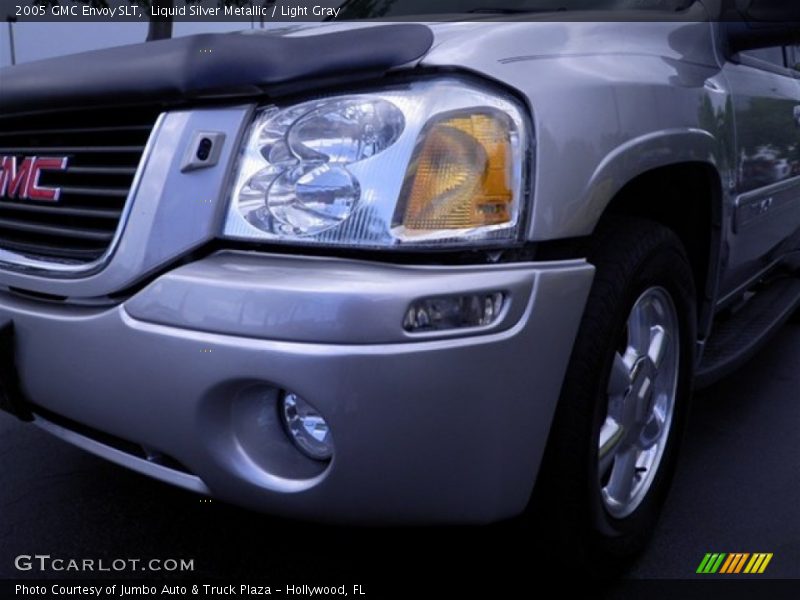 Liquid Silver Metallic / Light Gray 2005 GMC Envoy SLT