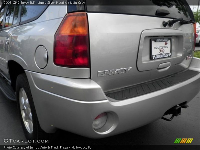 Liquid Silver Metallic / Light Gray 2005 GMC Envoy SLT