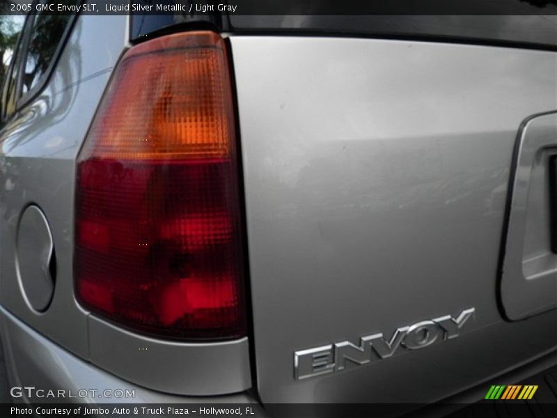 Liquid Silver Metallic / Light Gray 2005 GMC Envoy SLT
