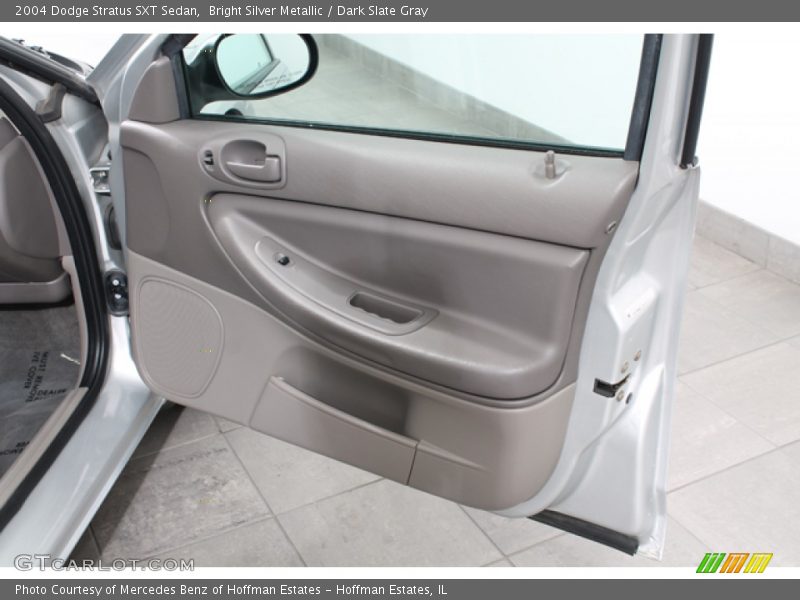 Door Panel of 2004 Stratus SXT Sedan