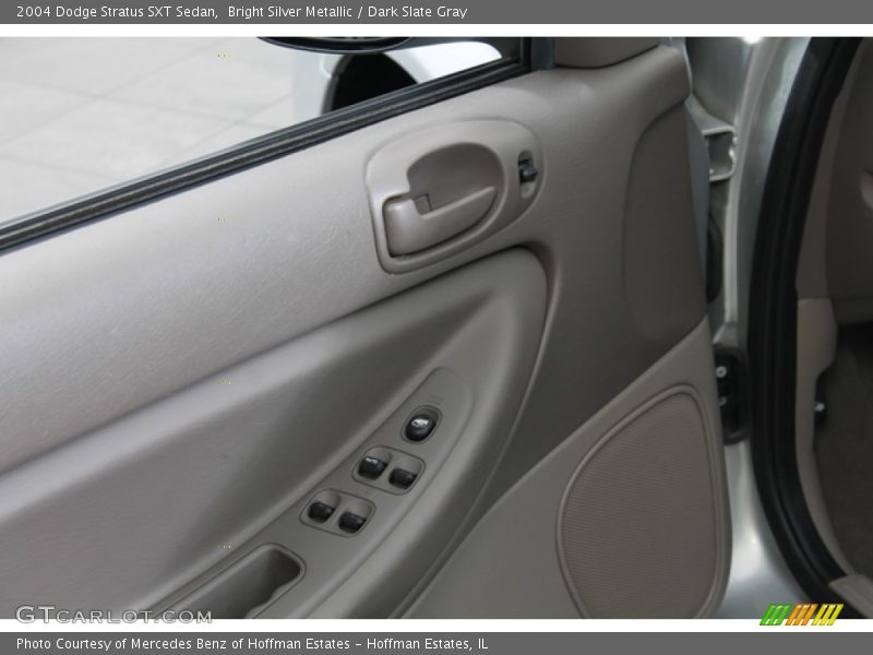 Bright Silver Metallic / Dark Slate Gray 2004 Dodge Stratus SXT Sedan