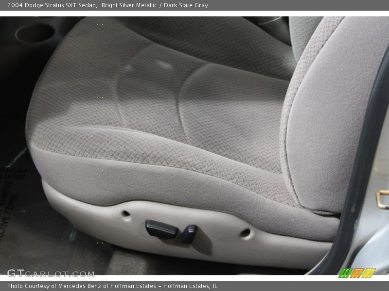 Bright Silver Metallic / Dark Slate Gray 2004 Dodge Stratus SXT Sedan