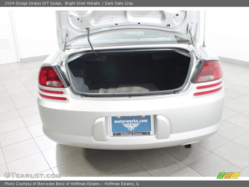 Bright Silver Metallic / Dark Slate Gray 2004 Dodge Stratus SXT Sedan