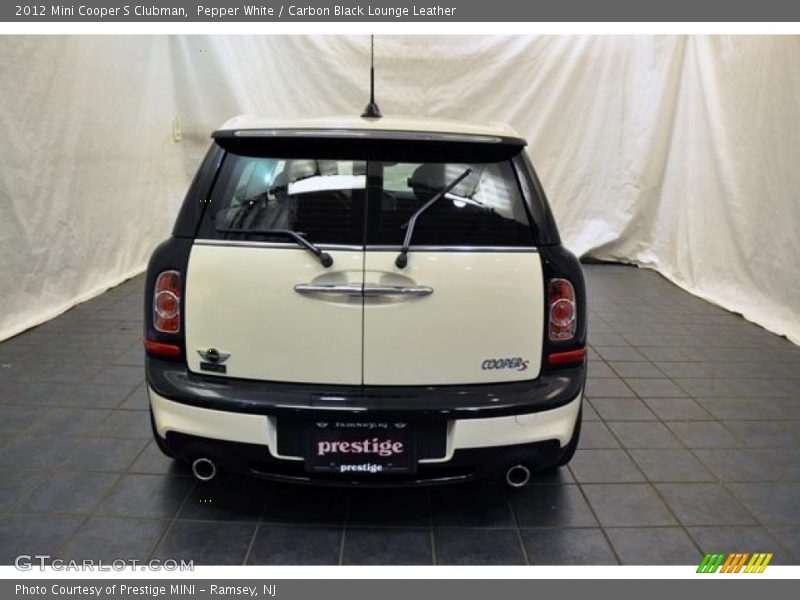 Pepper White / Carbon Black Lounge Leather 2012 Mini Cooper S Clubman