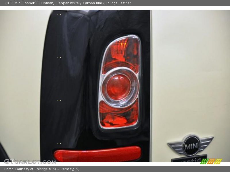 Pepper White / Carbon Black Lounge Leather 2012 Mini Cooper S Clubman