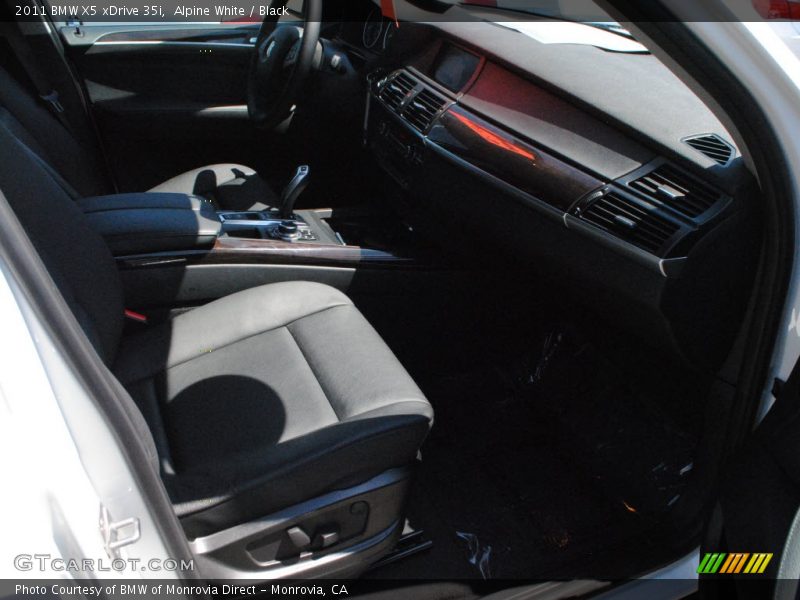Alpine White / Black 2011 BMW X5 xDrive 35i