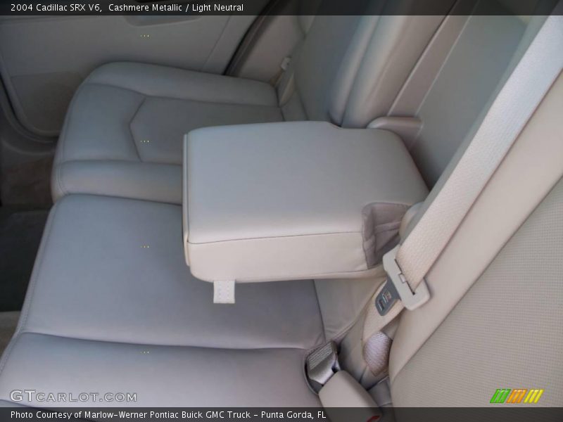 Cashmere Metallic / Light Neutral 2004 Cadillac SRX V6