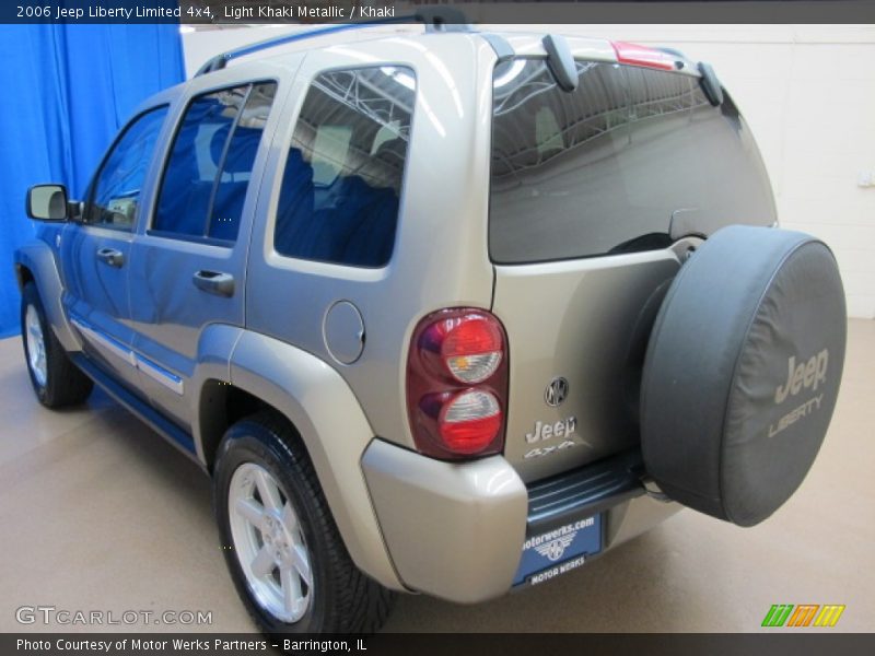 Light Khaki Metallic / Khaki 2006 Jeep Liberty Limited 4x4