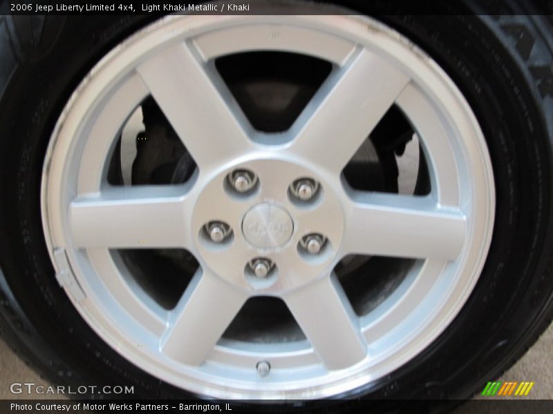 Light Khaki Metallic / Khaki 2006 Jeep Liberty Limited 4x4