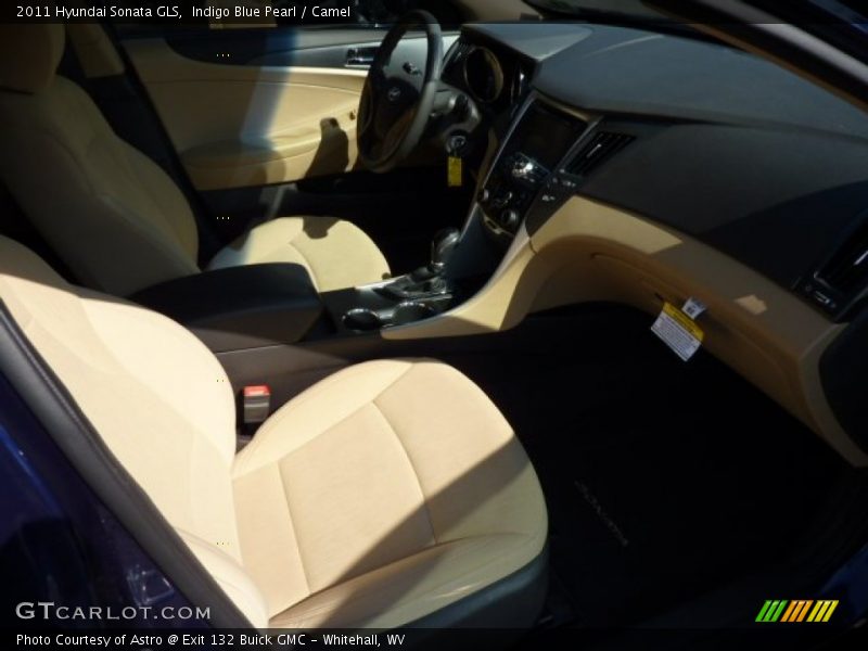 Indigo Blue Pearl / Camel 2011 Hyundai Sonata GLS