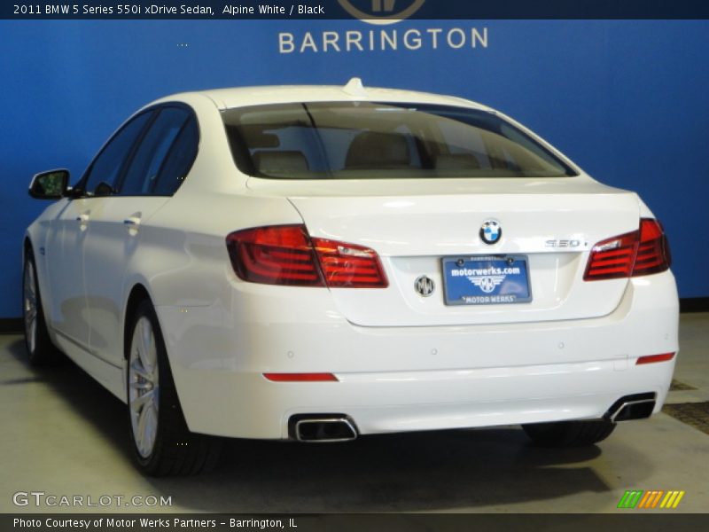 Alpine White / Black 2011 BMW 5 Series 550i xDrive Sedan