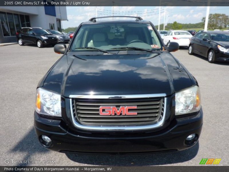 Onyx Black / Light Gray 2005 GMC Envoy SLT 4x4