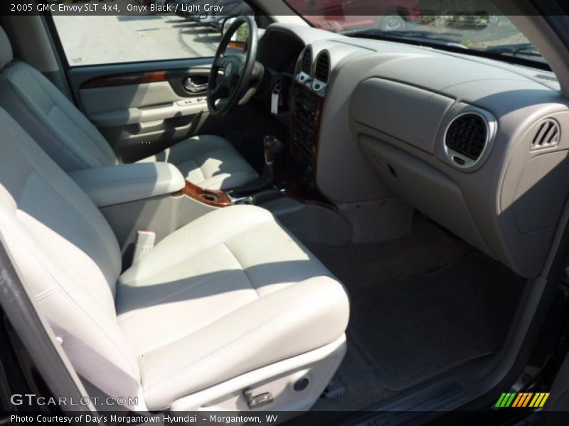 Onyx Black / Light Gray 2005 GMC Envoy SLT 4x4