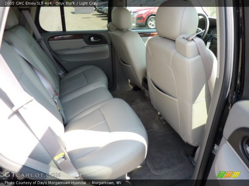Onyx Black / Light Gray 2005 GMC Envoy SLT 4x4