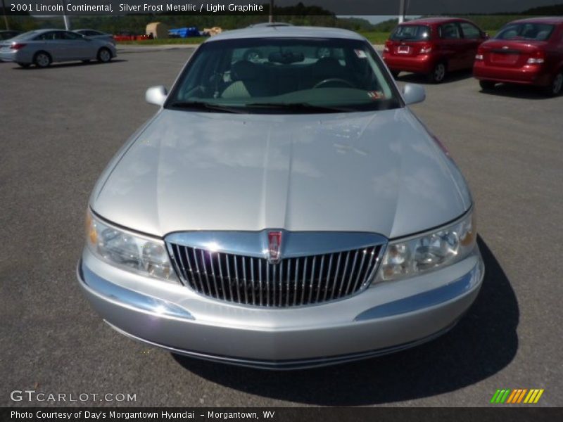 Silver Frost Metallic / Light Graphite 2001 Lincoln Continental