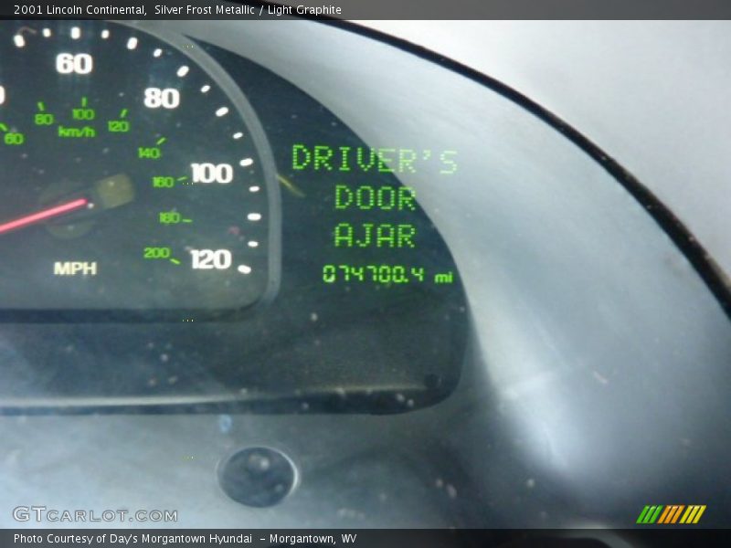 Silver Frost Metallic / Light Graphite 2001 Lincoln Continental
