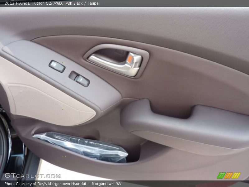 Ash Black / Taupe 2013 Hyundai Tucson GLS AWD