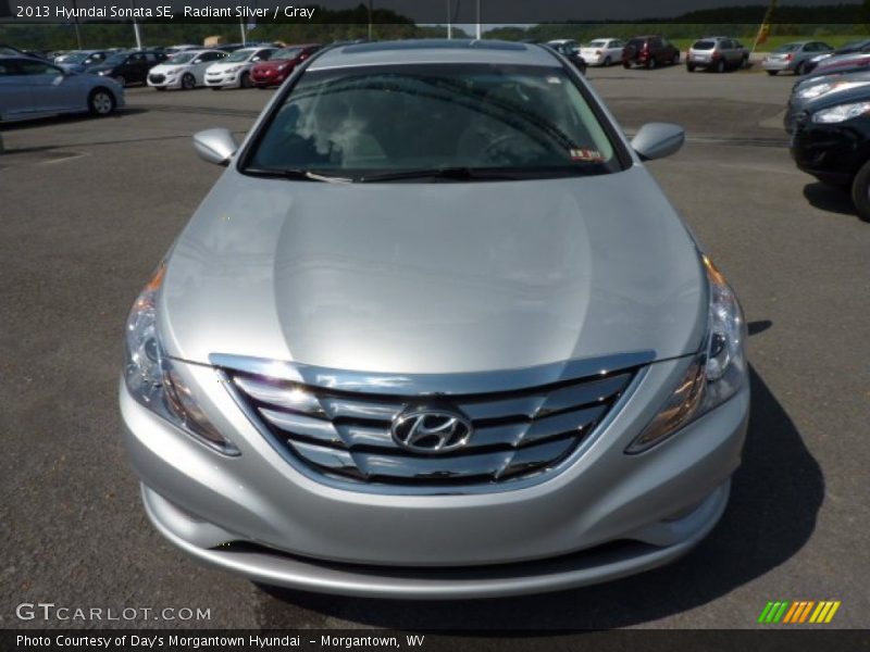 Radiant Silver / Gray 2013 Hyundai Sonata SE
