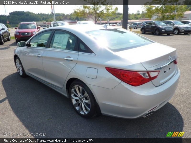 Radiant Silver / Gray 2013 Hyundai Sonata SE