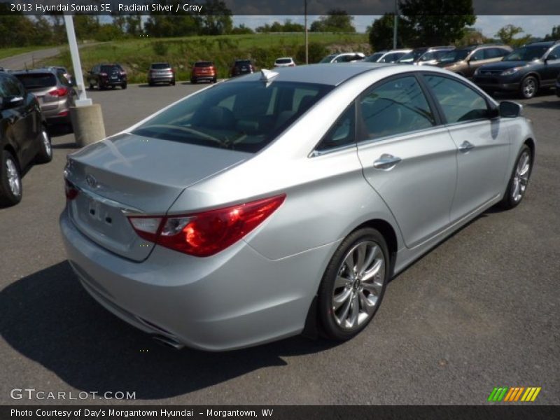 Radiant Silver / Gray 2013 Hyundai Sonata SE