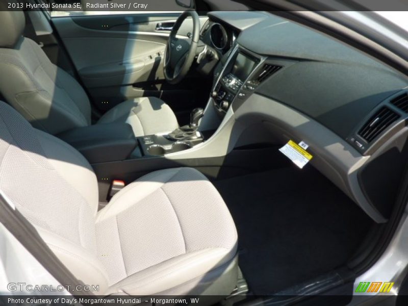 Radiant Silver / Gray 2013 Hyundai Sonata SE