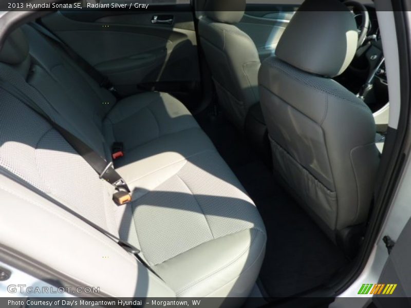Radiant Silver / Gray 2013 Hyundai Sonata SE
