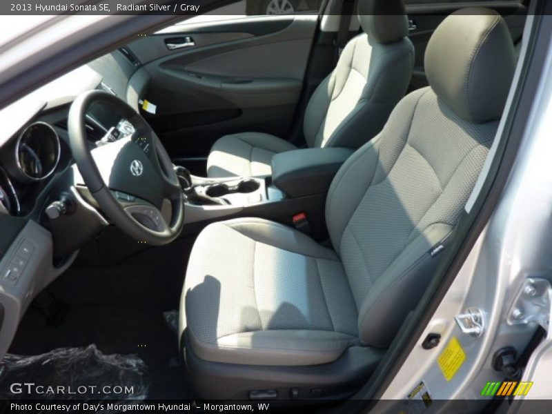 Radiant Silver / Gray 2013 Hyundai Sonata SE