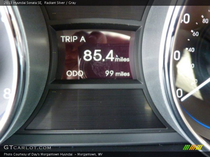 Radiant Silver / Gray 2013 Hyundai Sonata SE