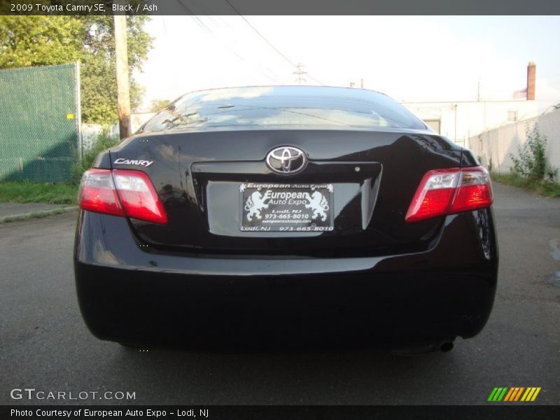 Black / Ash 2009 Toyota Camry SE