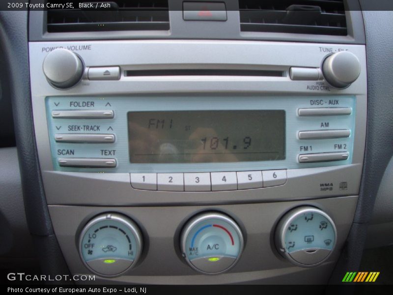 Black / Ash 2009 Toyota Camry SE